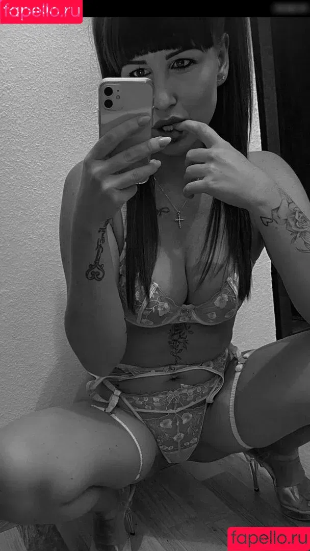 Savagebabebeccs / beccspage_ Onlyfans Photo Gallery 