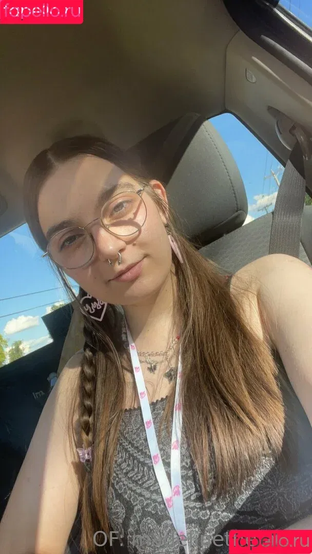 madeline.fae / madelinethefaery Onlyfans Photo Gallery 