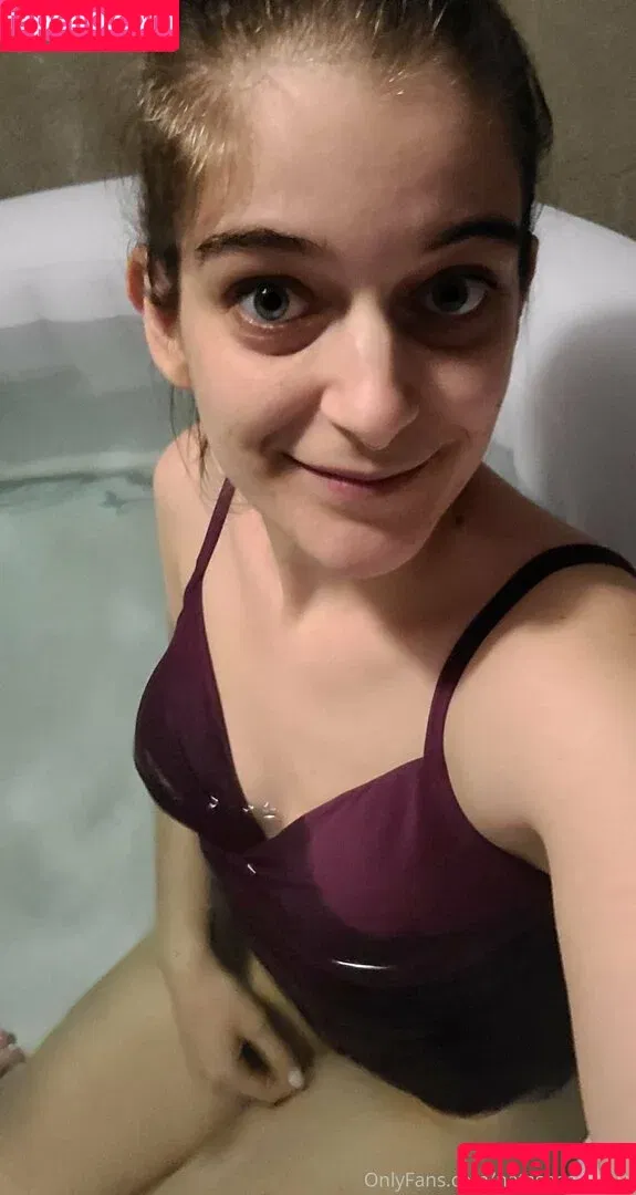 natashagirlof / natashagirlpaid Onlyfans Photo Gallery 