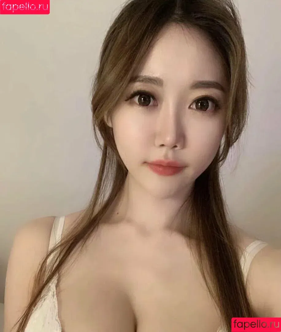 Maoi Yua Onlyfans Photo Gallery 