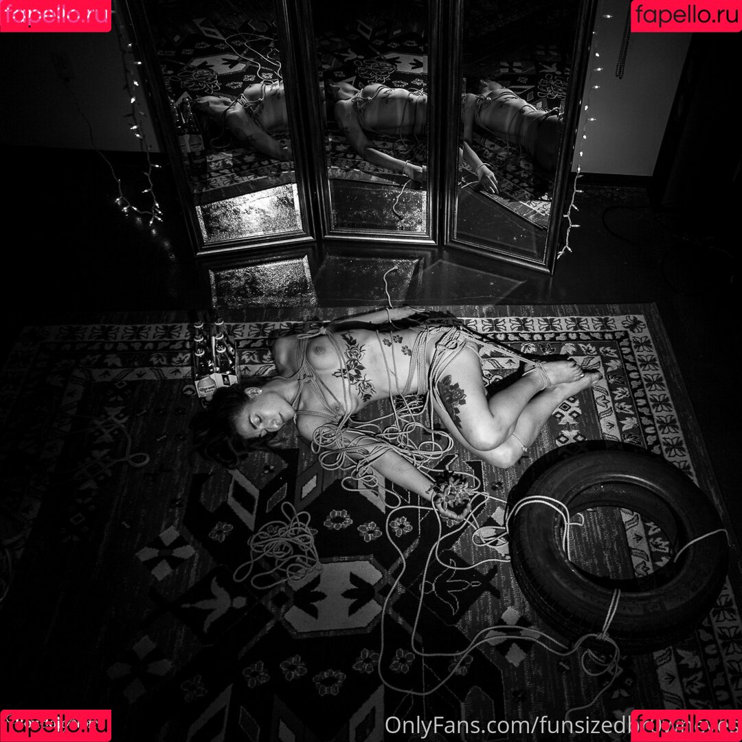 funsizedbr0wneyes Onlyfans Photo Gallery 