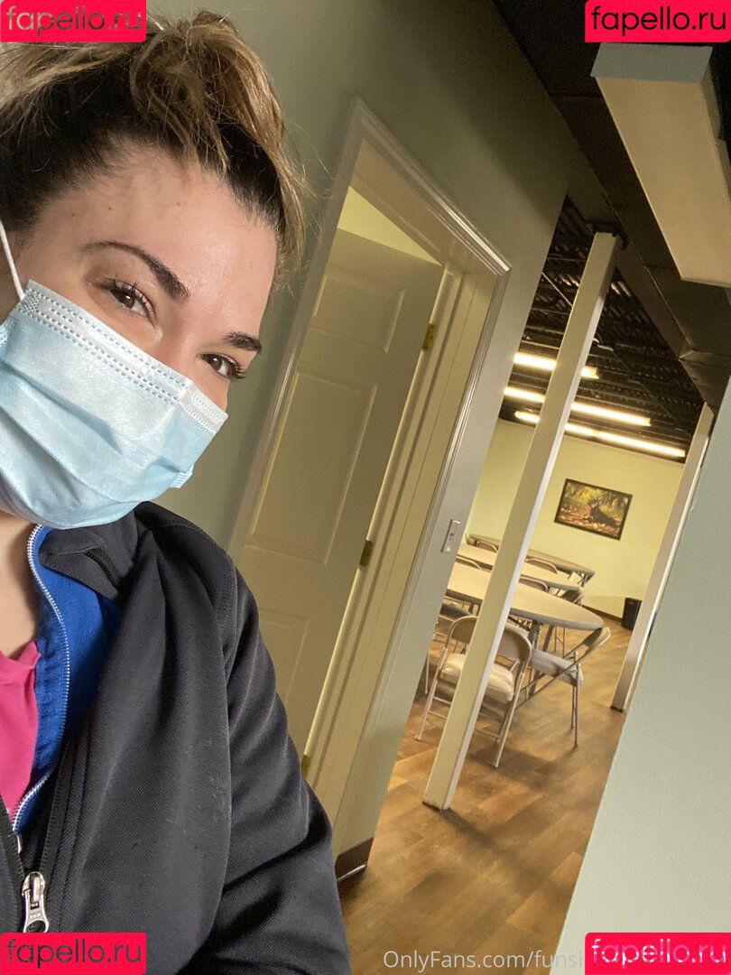 funsizedbr0wneyes Onlyfans Photo Gallery 