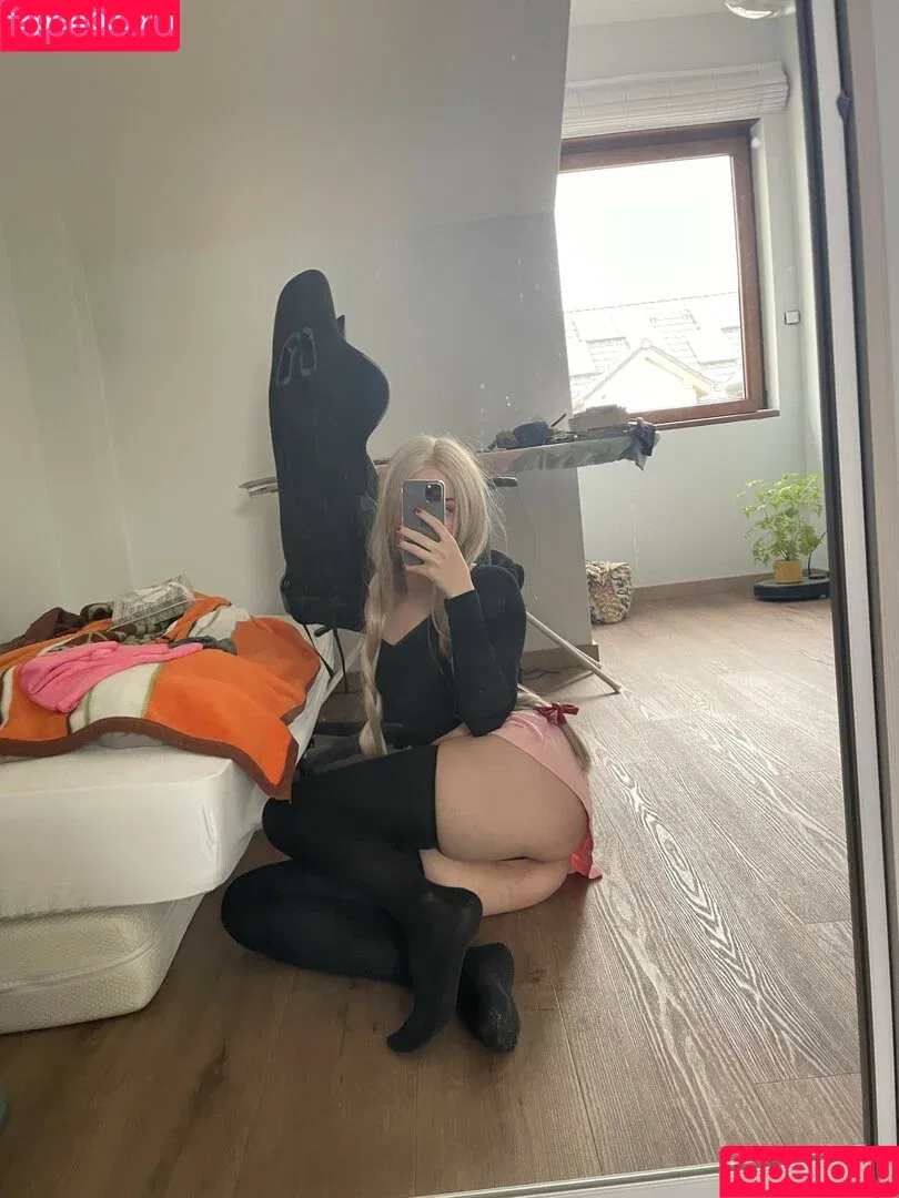 alina.ray / alinarai07 Onlyfans Photo Gallery 