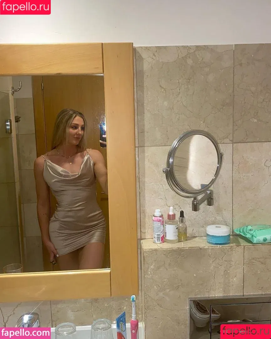 Molly Caudery / molly_caudery Onlyfans Photo Gallery 