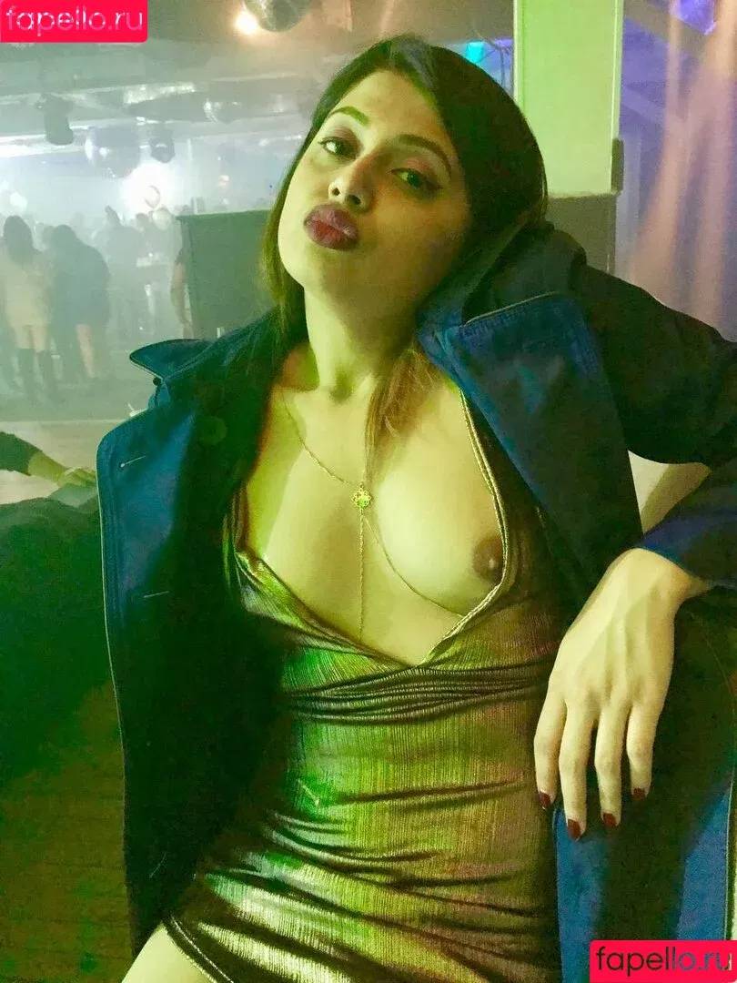 Extraperky / Extraperky2 Onlyfans Photo Gallery 