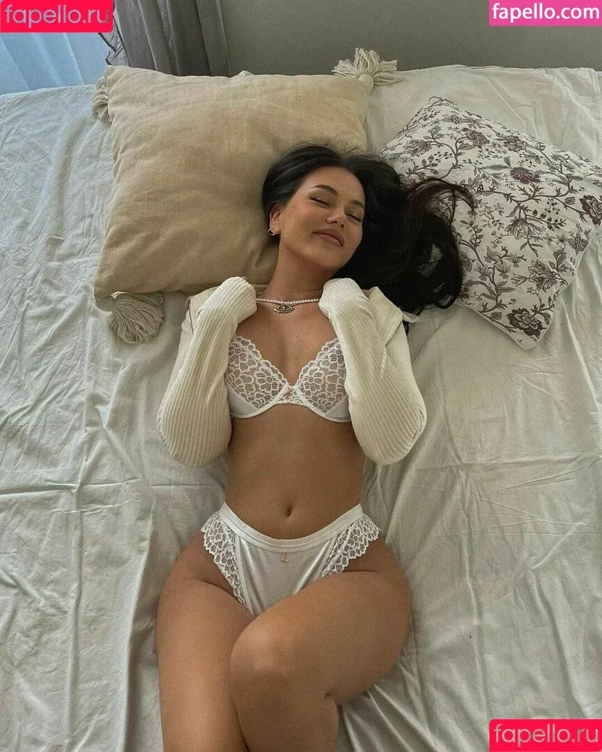 Doina Barbaneagra / itsdoina Onlyfans Photo Gallery 