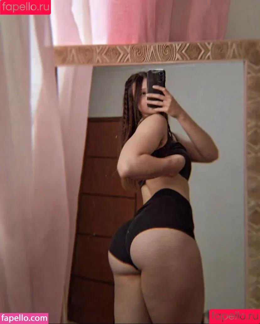 Marcela / marcelaamq / martchelska / vulgotchela Onlyfans Photo Gallery 