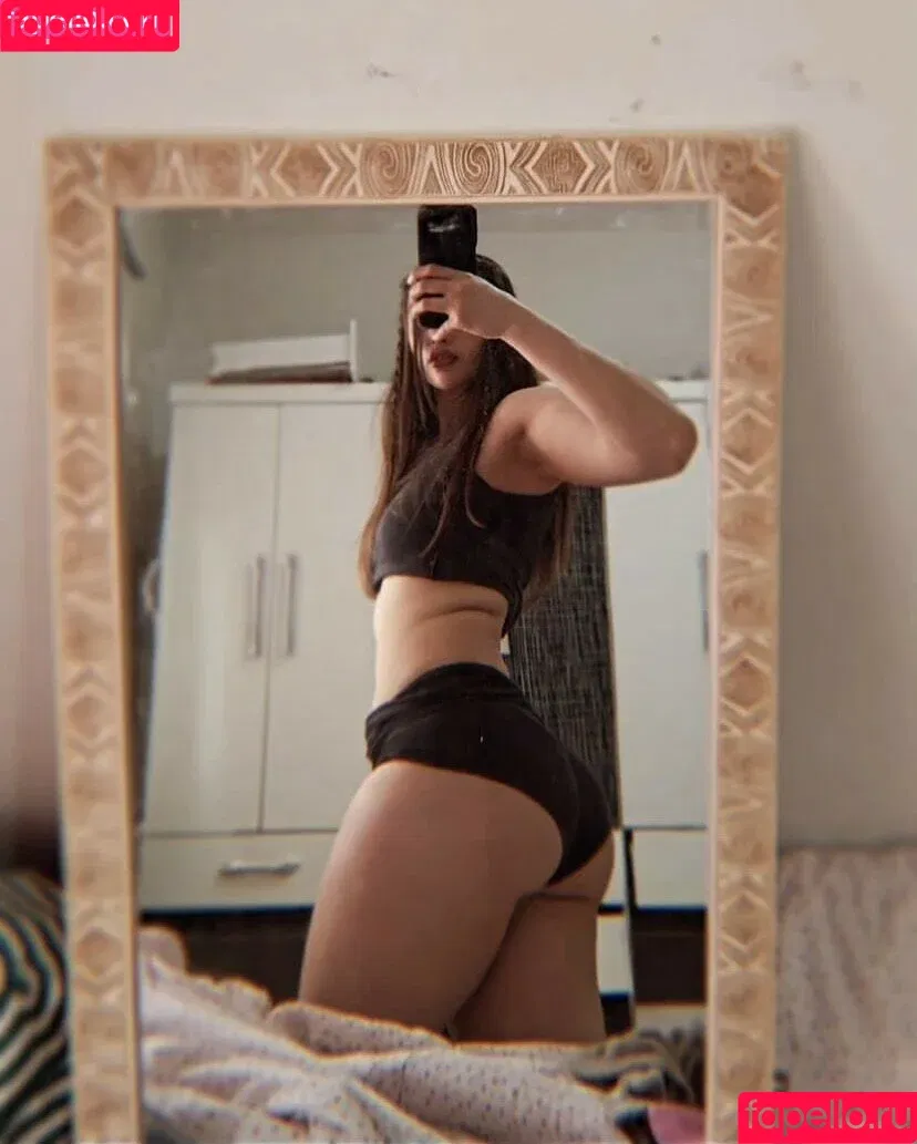 Marcela / marcelaamq / martchelska / vulgotchela Onlyfans Photo Gallery 