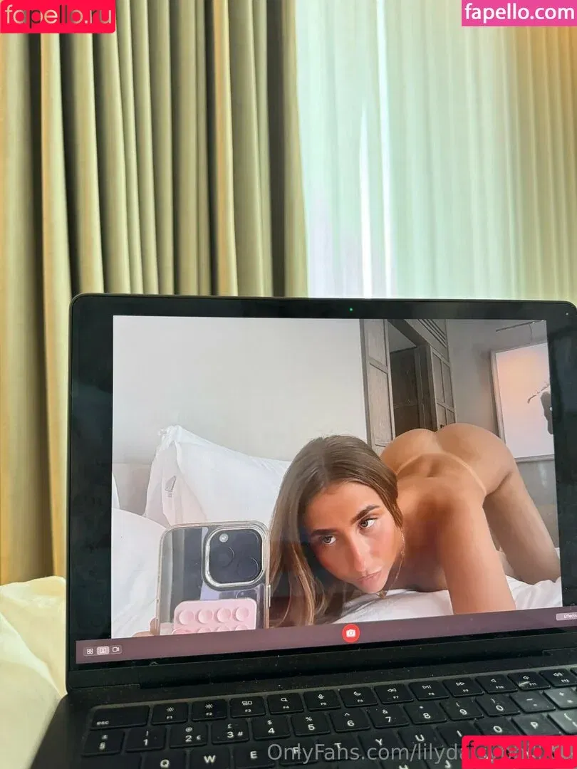 Lillian Phillips / lillianphillips / lilydaisyphillips / lilyphillip_s Onlyfans Photo Gallery 