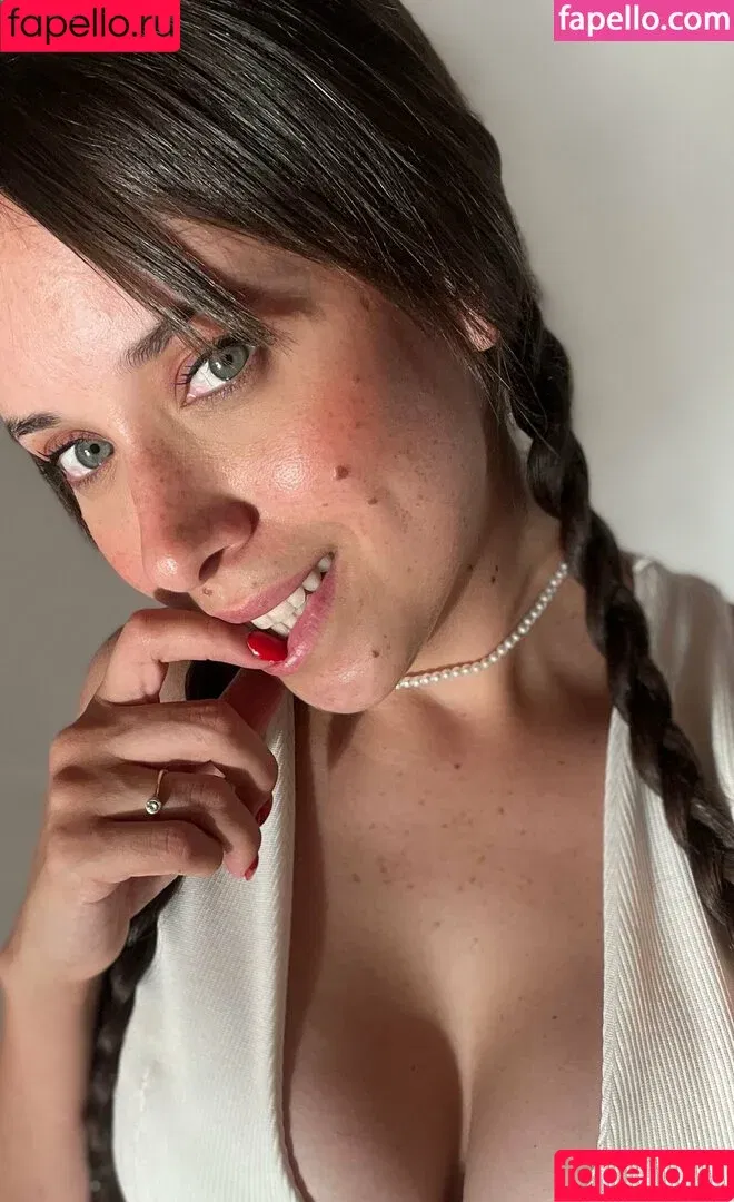 astrid_y_n / n.astrid Onlyfans Photo Gallery 