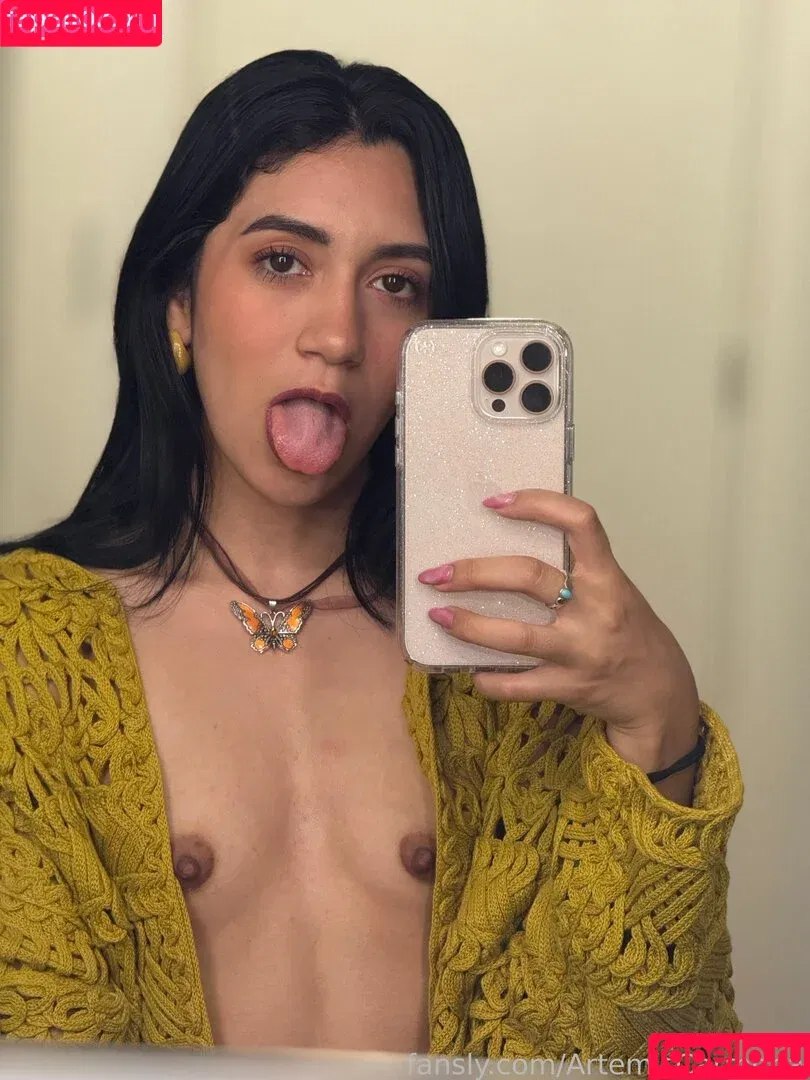 Artemis Carmona / ArtemisCarmona / artemiscarmonax / https: Onlyfans Photo Gallery 