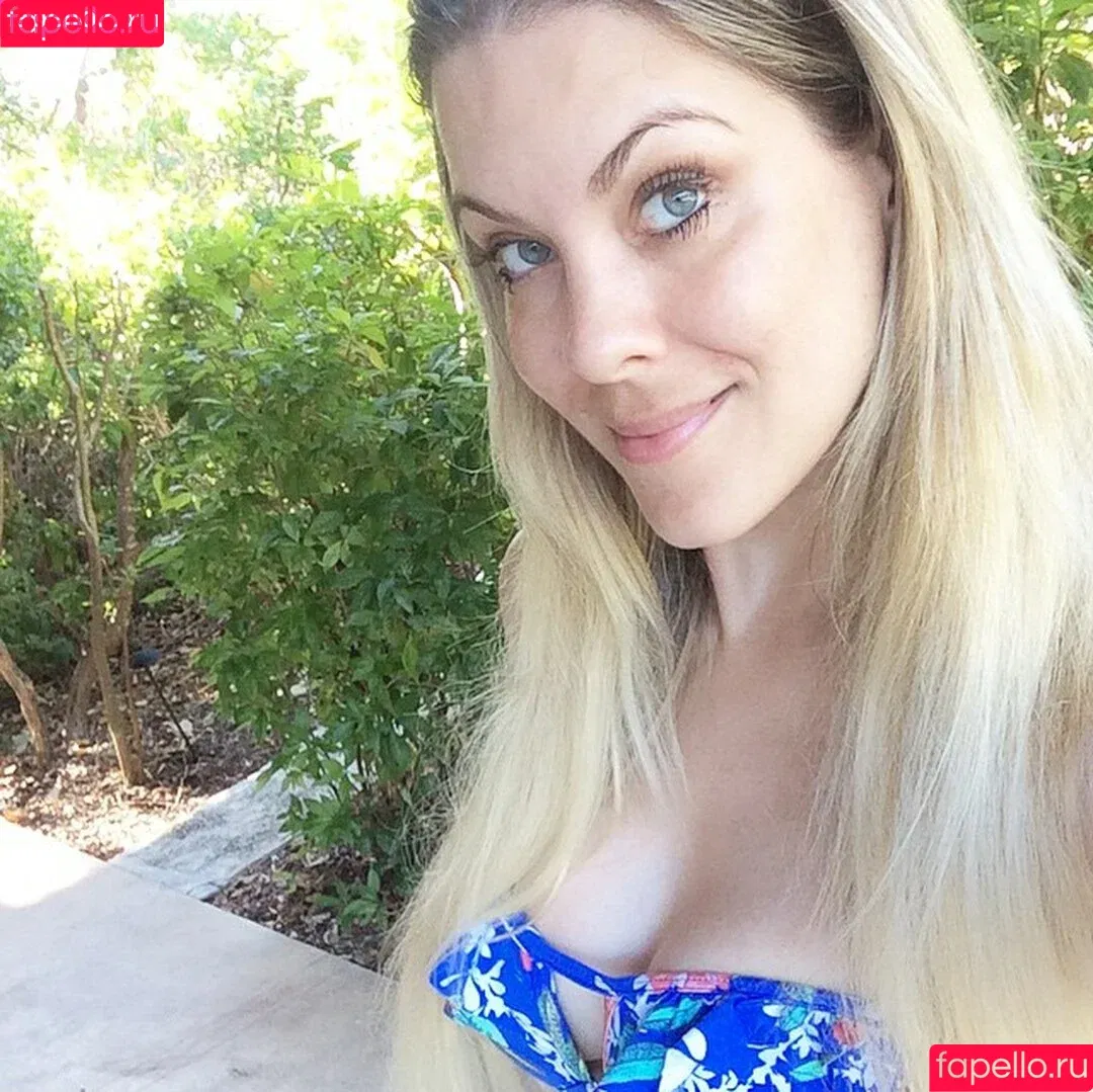 Renata Fan / renata_fan / renatafan Onlyfans Photo Gallery 