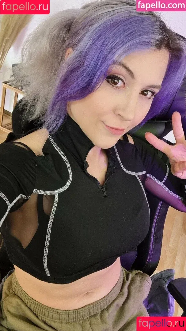 MowkyFox / mowkyistnice Onlyfans Photo Gallery 