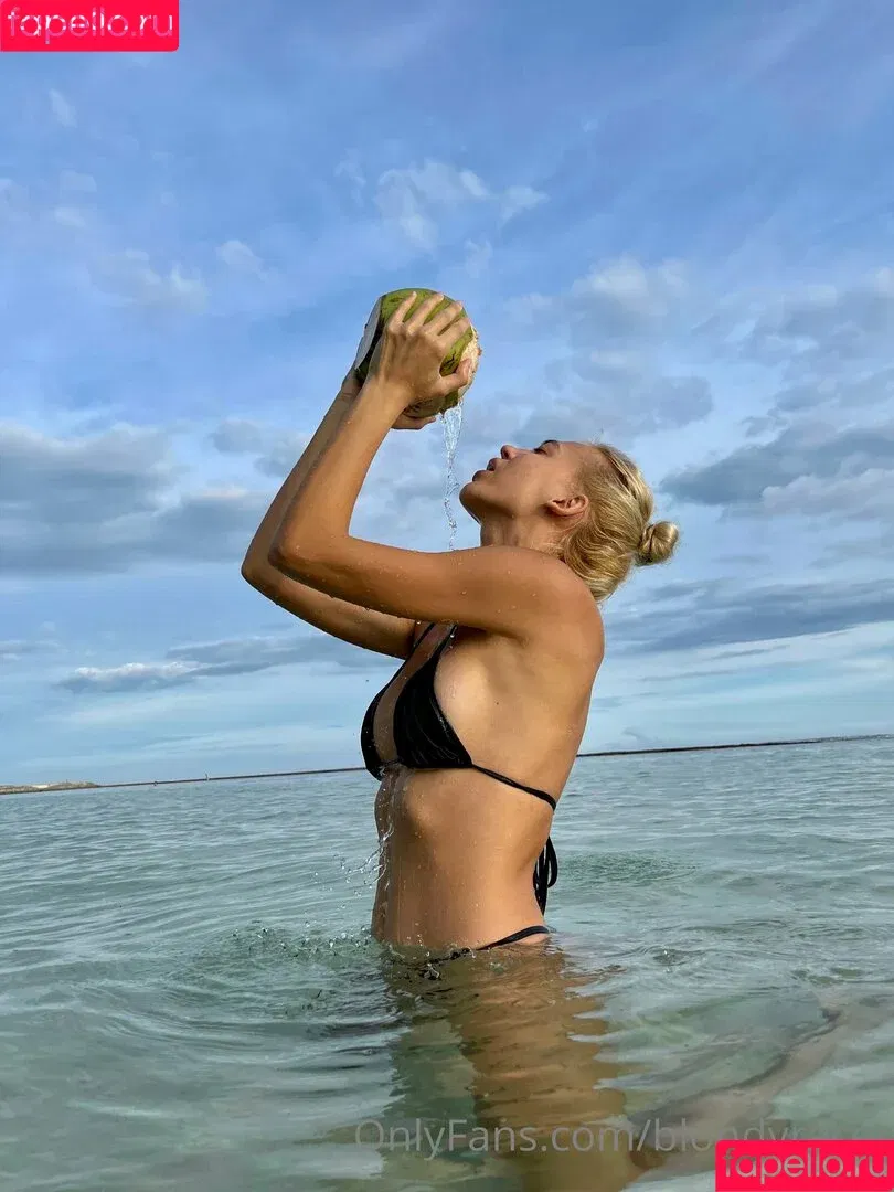 julia_graff_free / juliagoolia10 Onlyfans Photo Gallery 