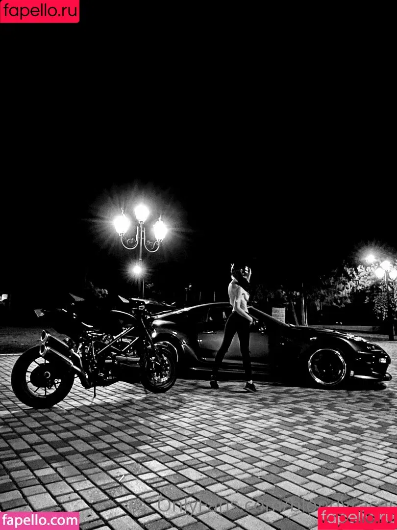 julia_graff_free / juliagoolia10 Onlyfans Photo Gallery 