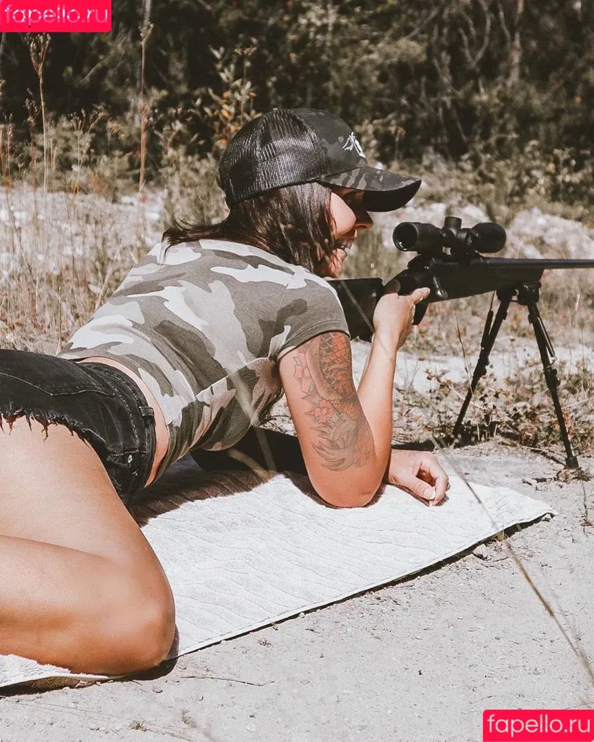 Elaina Grant / action Onlyfans Photo Gallery 