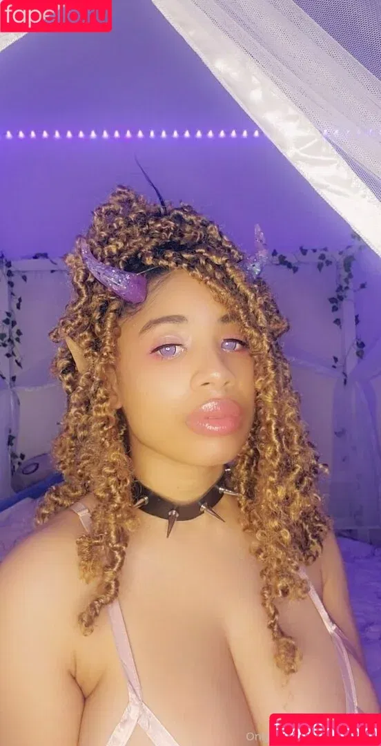 Aaimz Tako / aaimztako Onlyfans Photo Gallery 