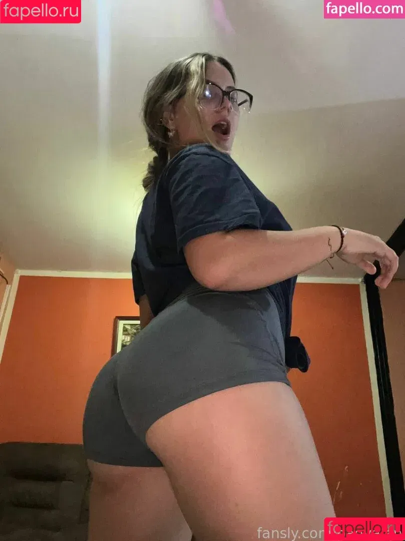 paovalen / paovalen_ Onlyfans Photo Gallery 