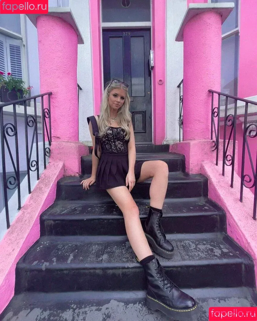 Berticuss / Britnyellen / biancasotelo14 Onlyfans Photo Gallery 