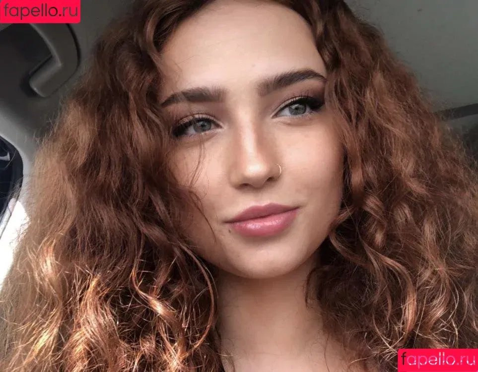 Scarlett Fievre / Scarlett_Somebody / https: / i_scarly / scarlettsomebody Onlyfans Photo Gallery 