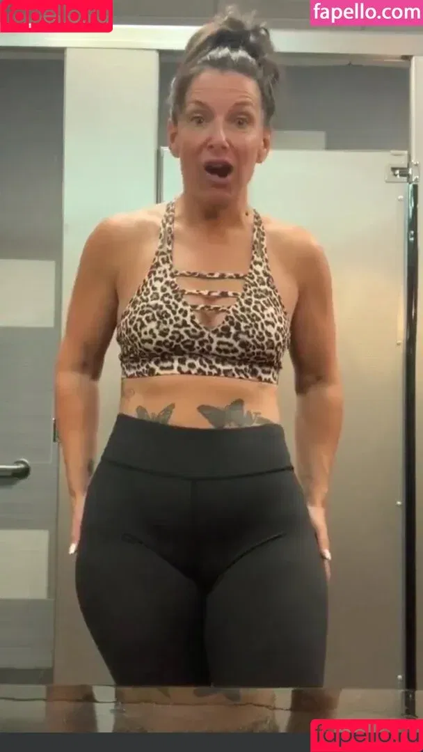 Tamara Carter / Tamara Lee / aaroncarter / curvyqueen33 / tamxxcarter / teeleigh33 Onlyfans Photo Gallery 