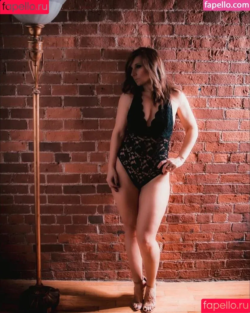 Tamara Carter / Tamara Lee / aaroncarter / curvyqueen33 / tamxxcarter / teeleigh33 Onlyfans Photo Gallery 