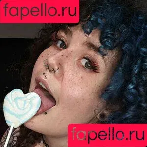 Painfullypoppunk / thepinkpurge Onlyfans Photo Gallery 