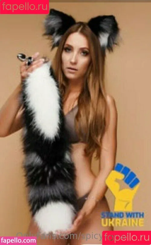 miesey2wavy / spicyvivianrain Onlyfans Photo Gallery 