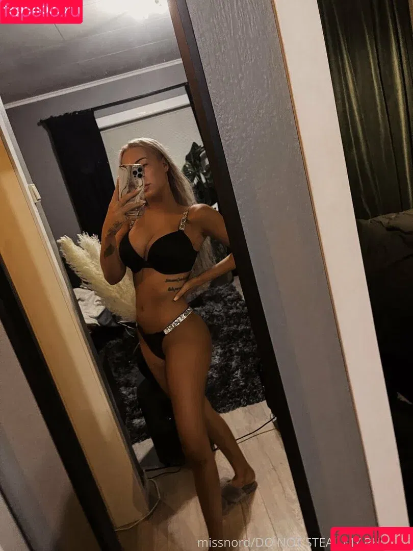 stepsisjojo / stepsisjulia Onlyfans Photo Gallery 