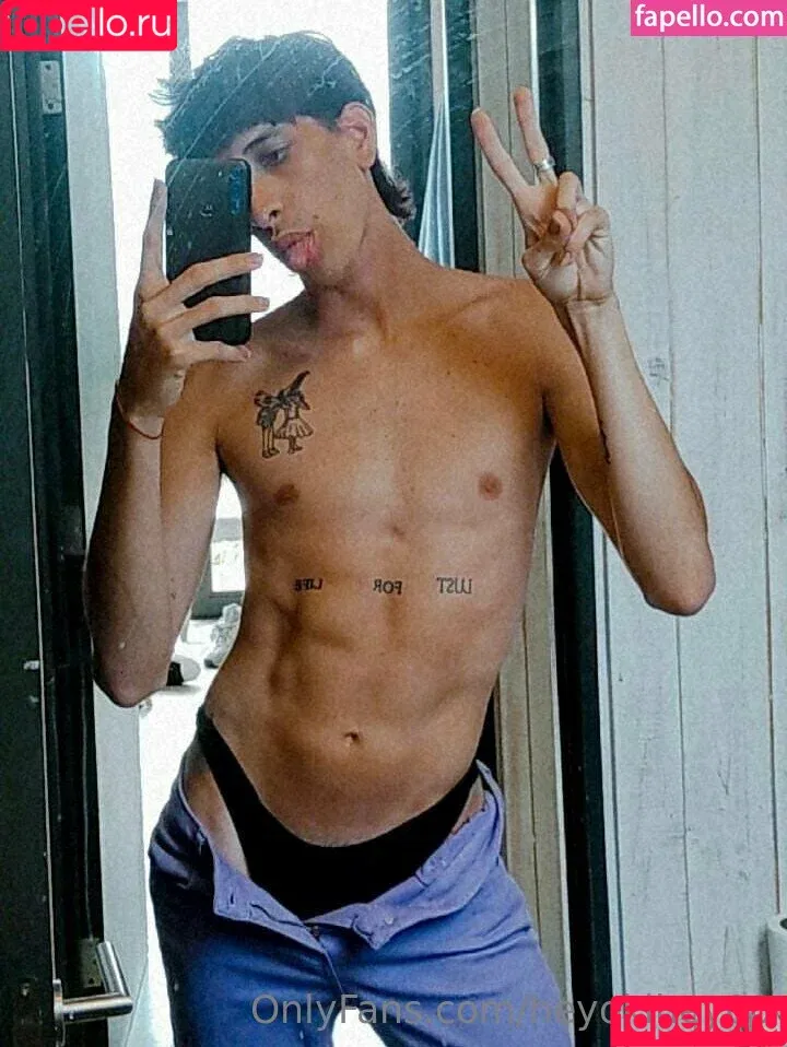 heyokihey00 / hihey009 Onlyfans Photo Gallery 