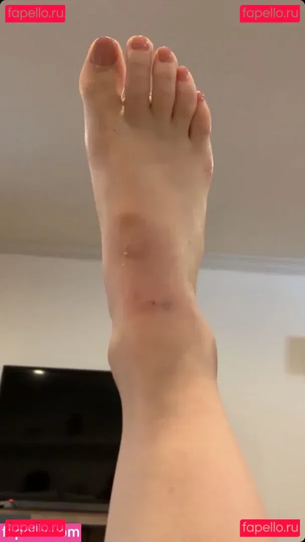 Lucy Hale Onlyfans Photo Gallery 