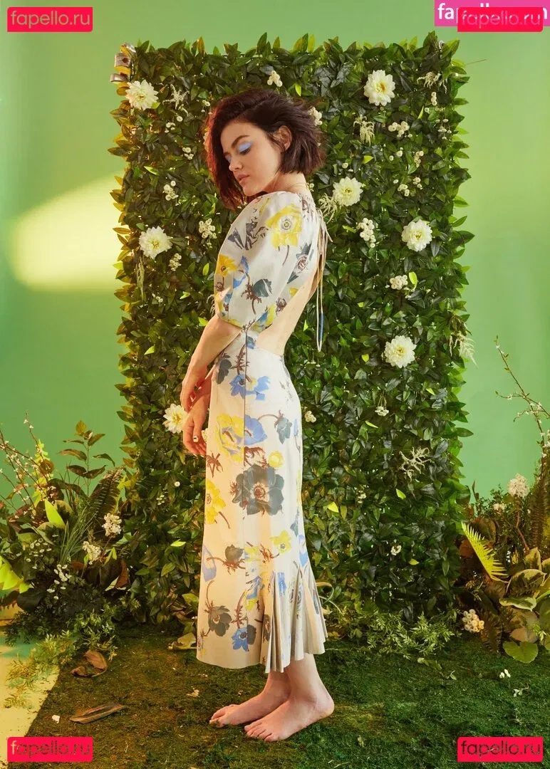 Lucy Hale Onlyfans Photo Gallery 