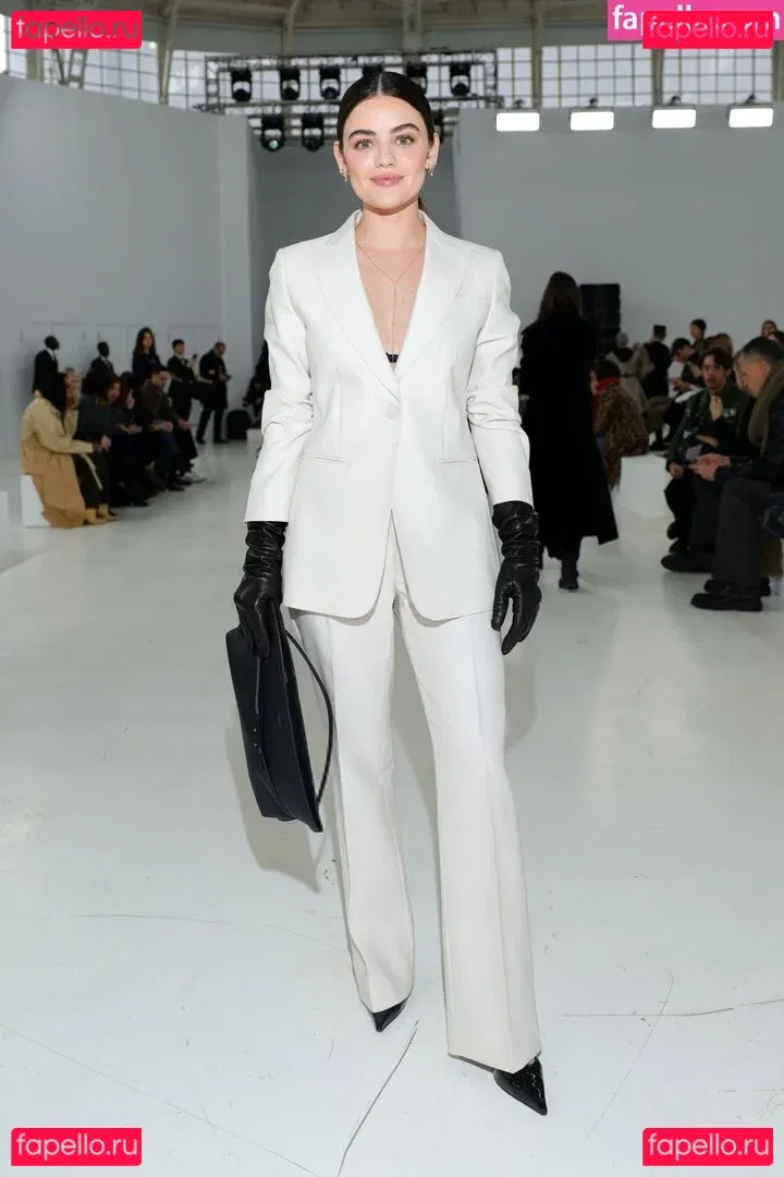 Lucy Hale Onlyfans Photo Gallery 