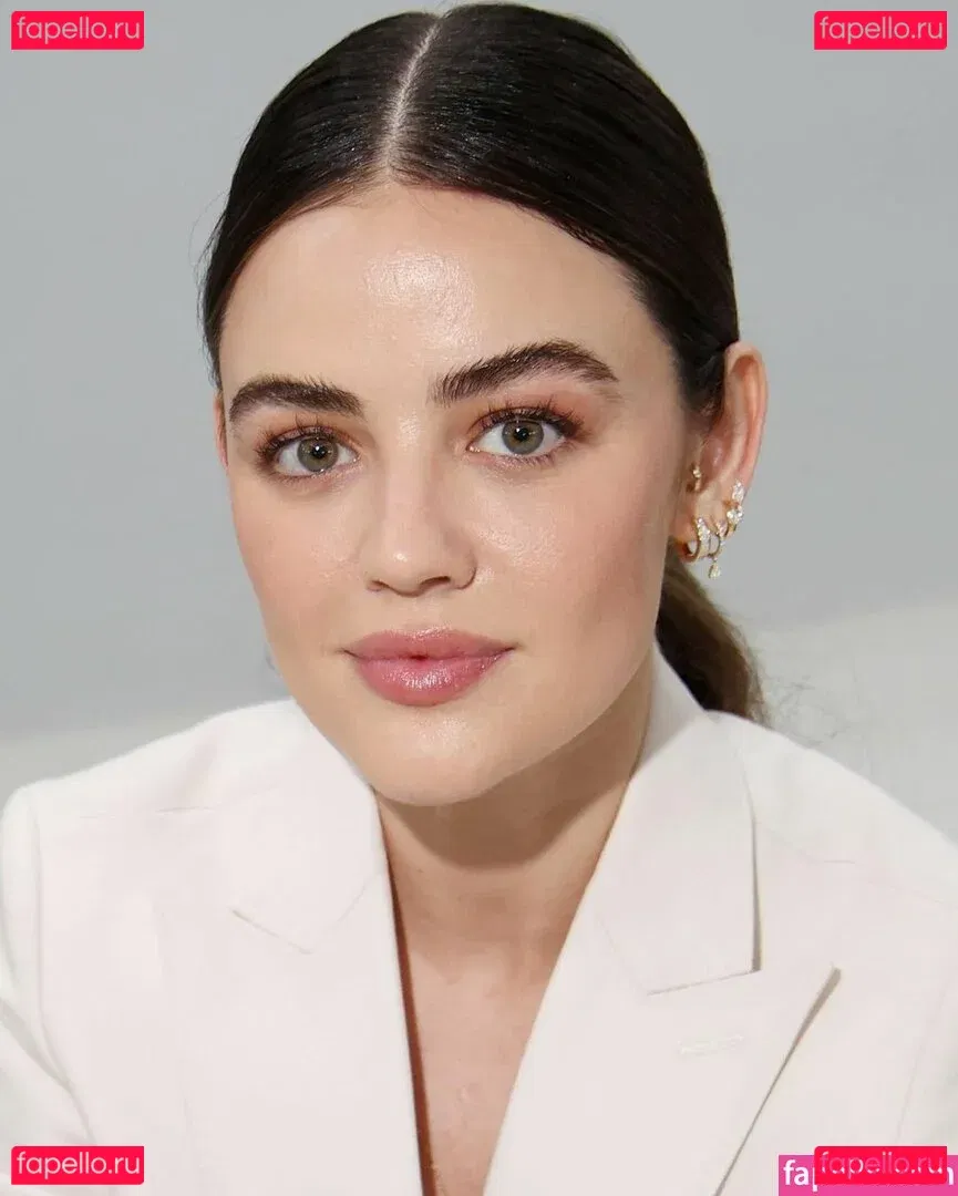 Lucy Hale Onlyfans Photo Gallery 