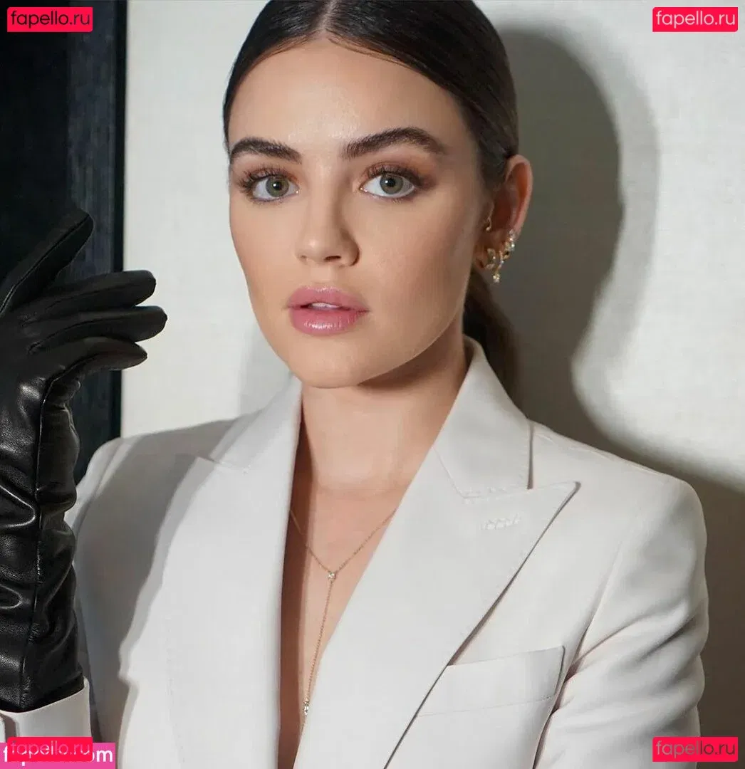 Lucy Hale Onlyfans Photo Gallery 