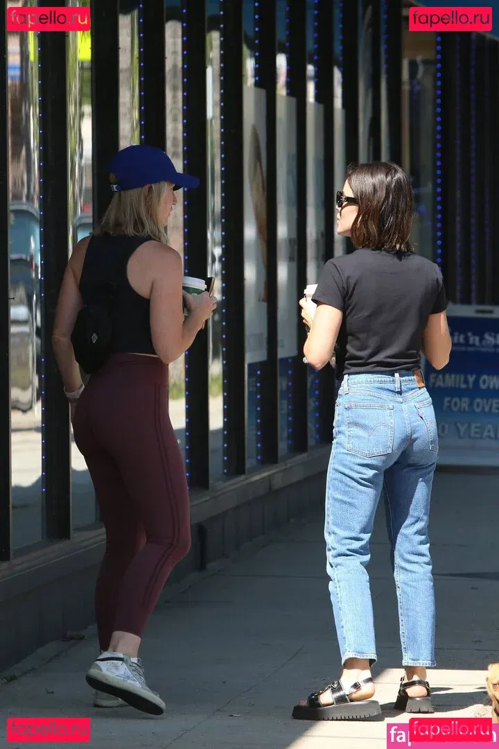 Lucy Hale Onlyfans Photo Gallery 