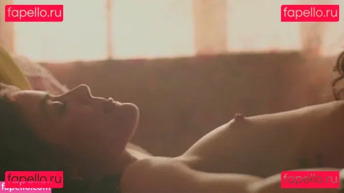 Lucy Hale Onlyfans Photo Gallery 