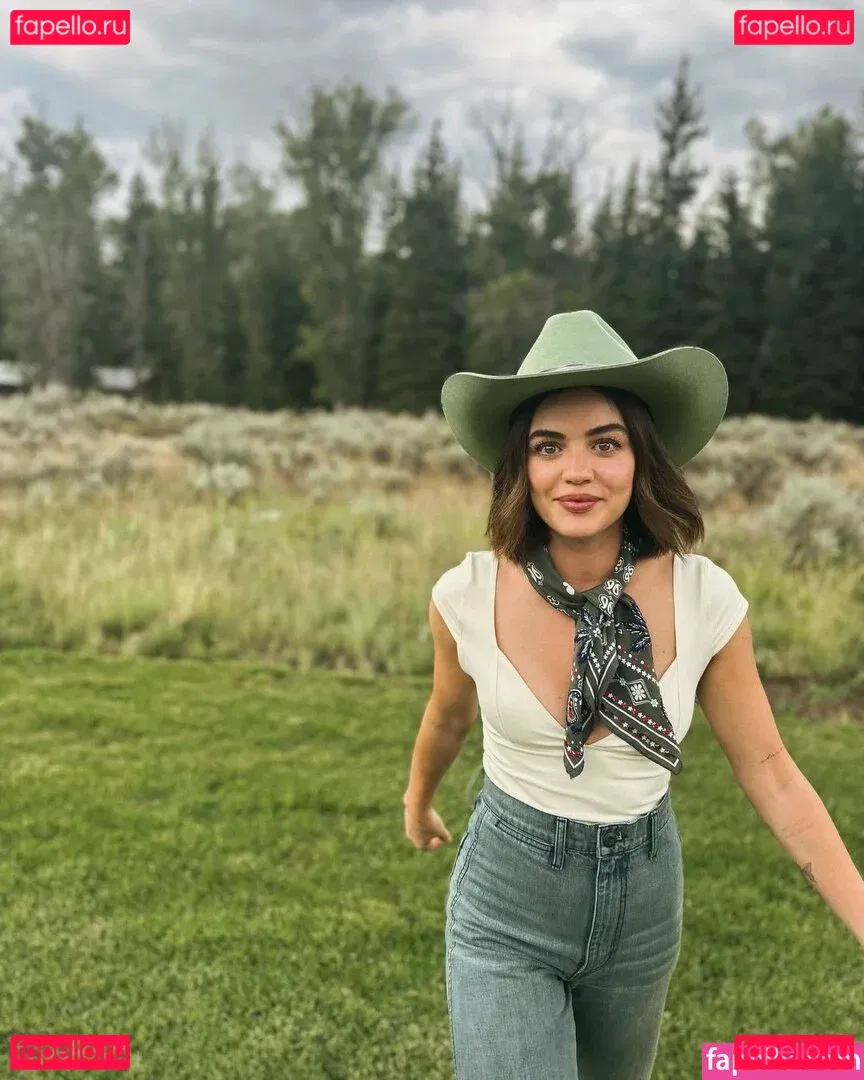 Lucy Hale Onlyfans Photo Gallery 