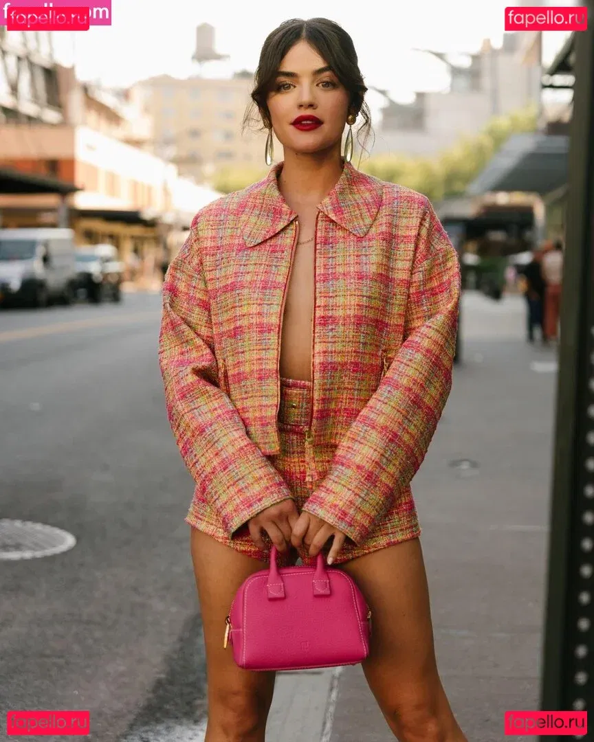 Lucy Hale Onlyfans Photo Gallery 