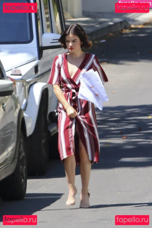 Lucy Hale Onlyfans Photo Gallery 