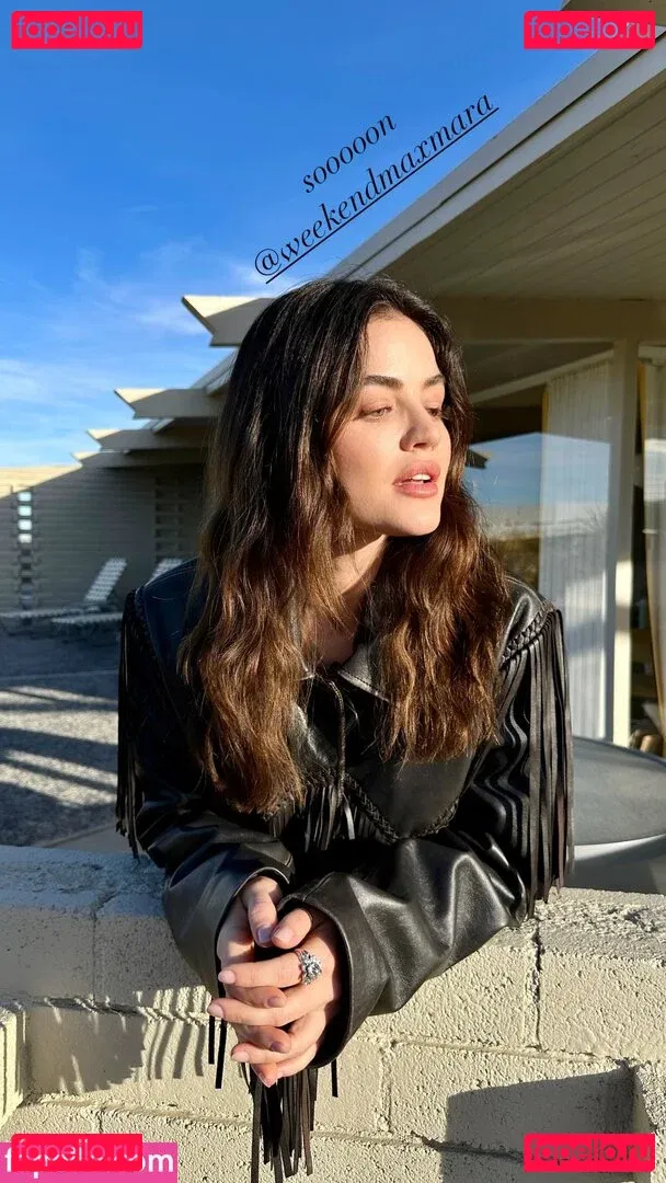 Lucy Hale Onlyfans Photo Gallery 