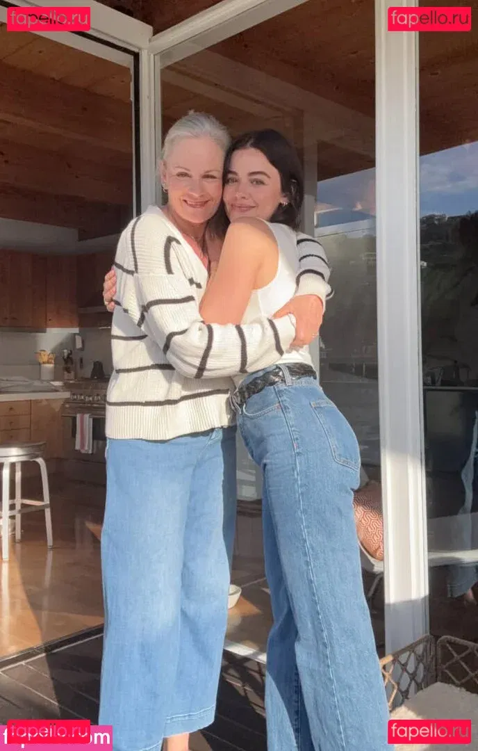 Lucy Hale Onlyfans Photo Gallery 