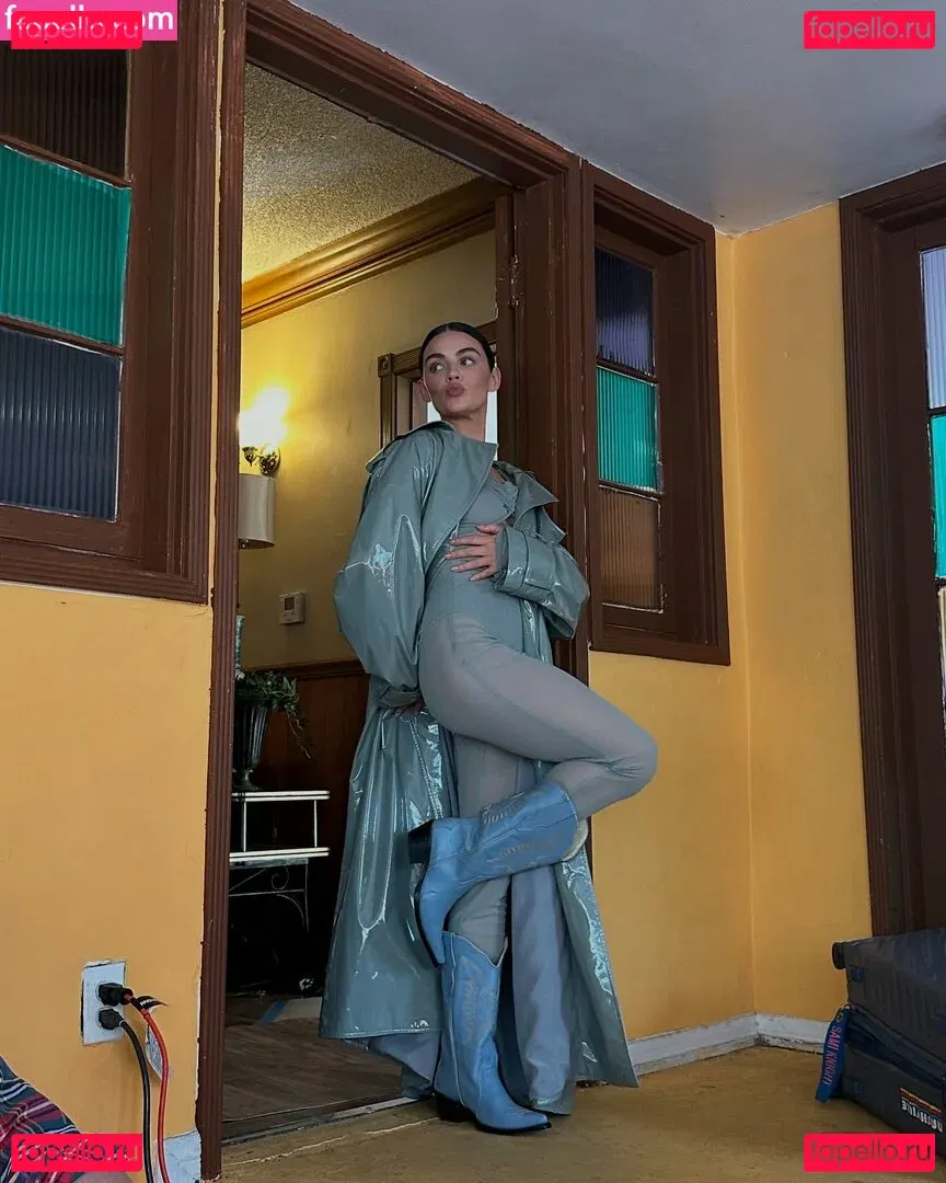 Lucy Hale Onlyfans Photo Gallery 