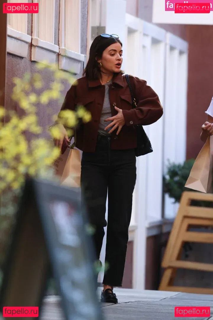 Lucy Hale Onlyfans Photo Gallery 