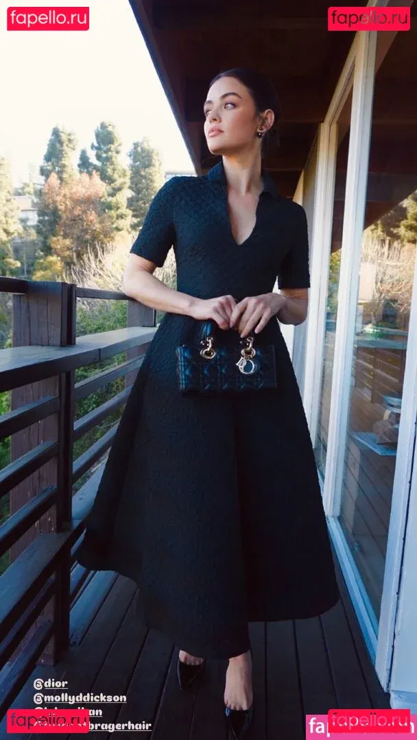 Lucy Hale Onlyfans Photo Gallery 