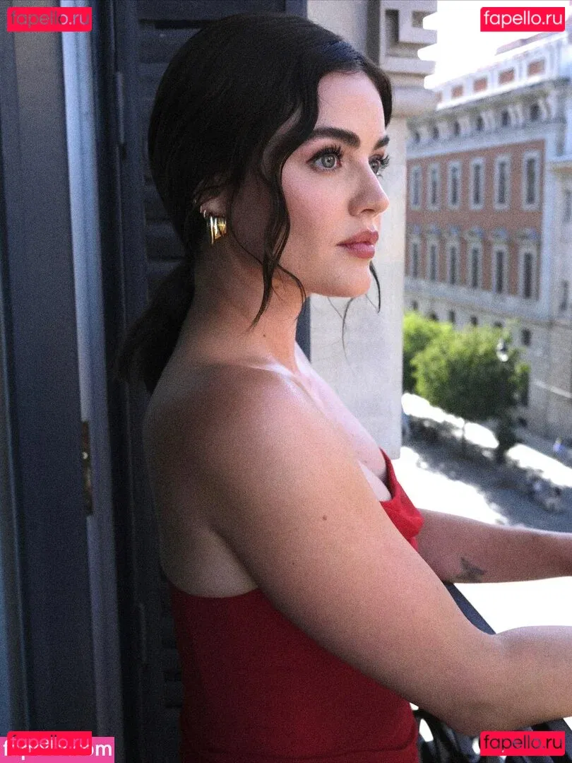 Lucy Hale Onlyfans Photo Gallery 