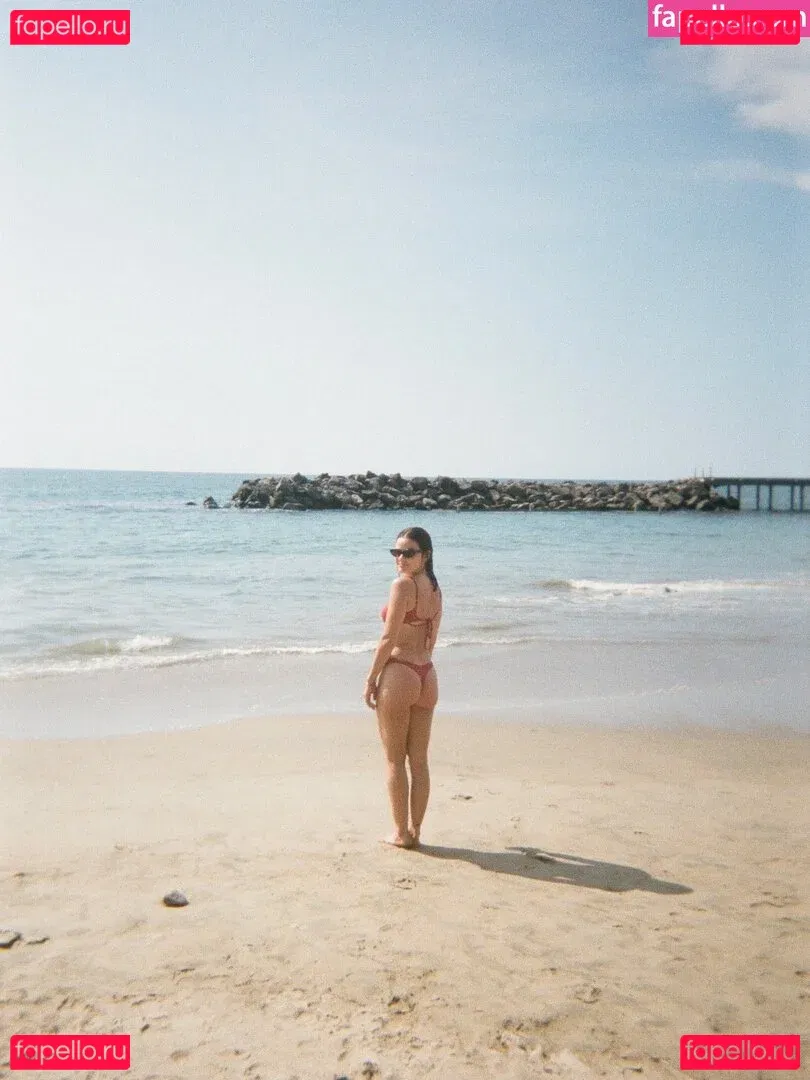 Lucy Hale Onlyfans Photo Gallery 