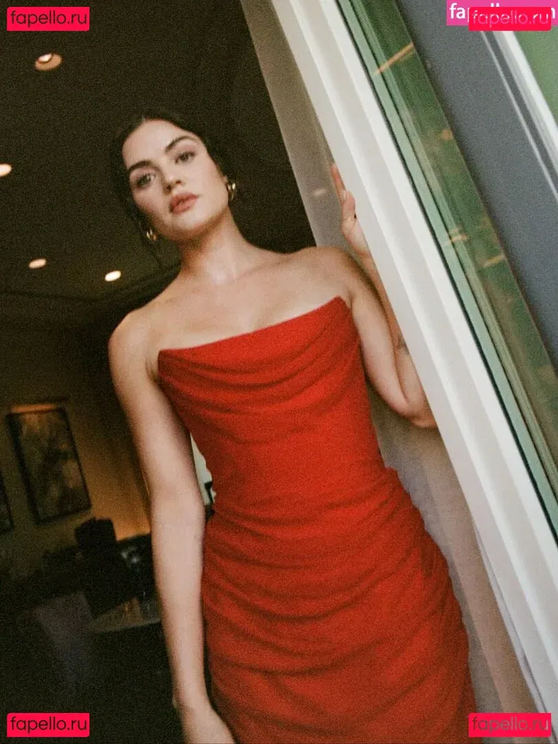Lucy Hale Onlyfans Photo Gallery 