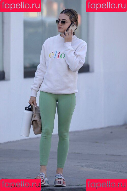 Lucy Hale Onlyfans Photo Gallery 