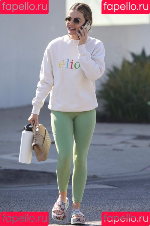 Lucy Hale Onlyfans Photo Gallery 